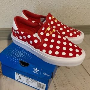 Disney Adidas Minnie Shoes
